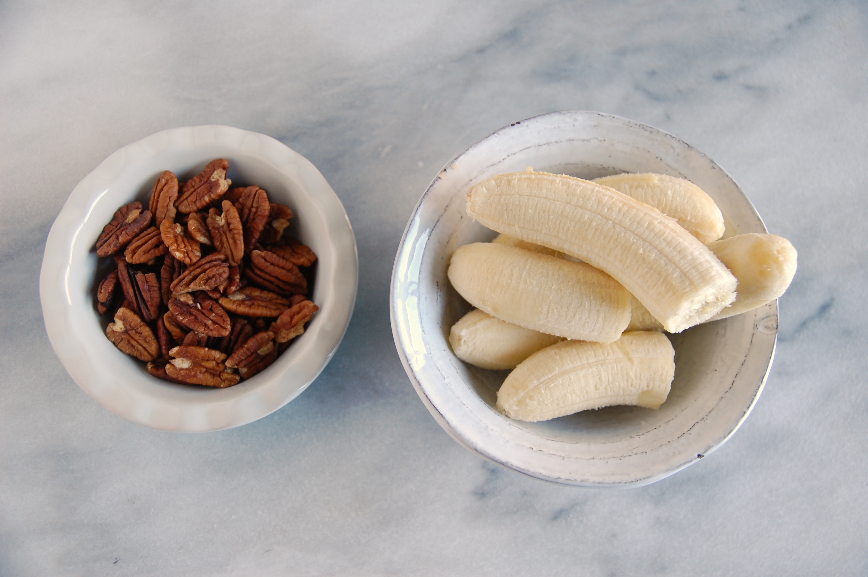 A2F Banana Nut Cake ingredients bananas and pecans