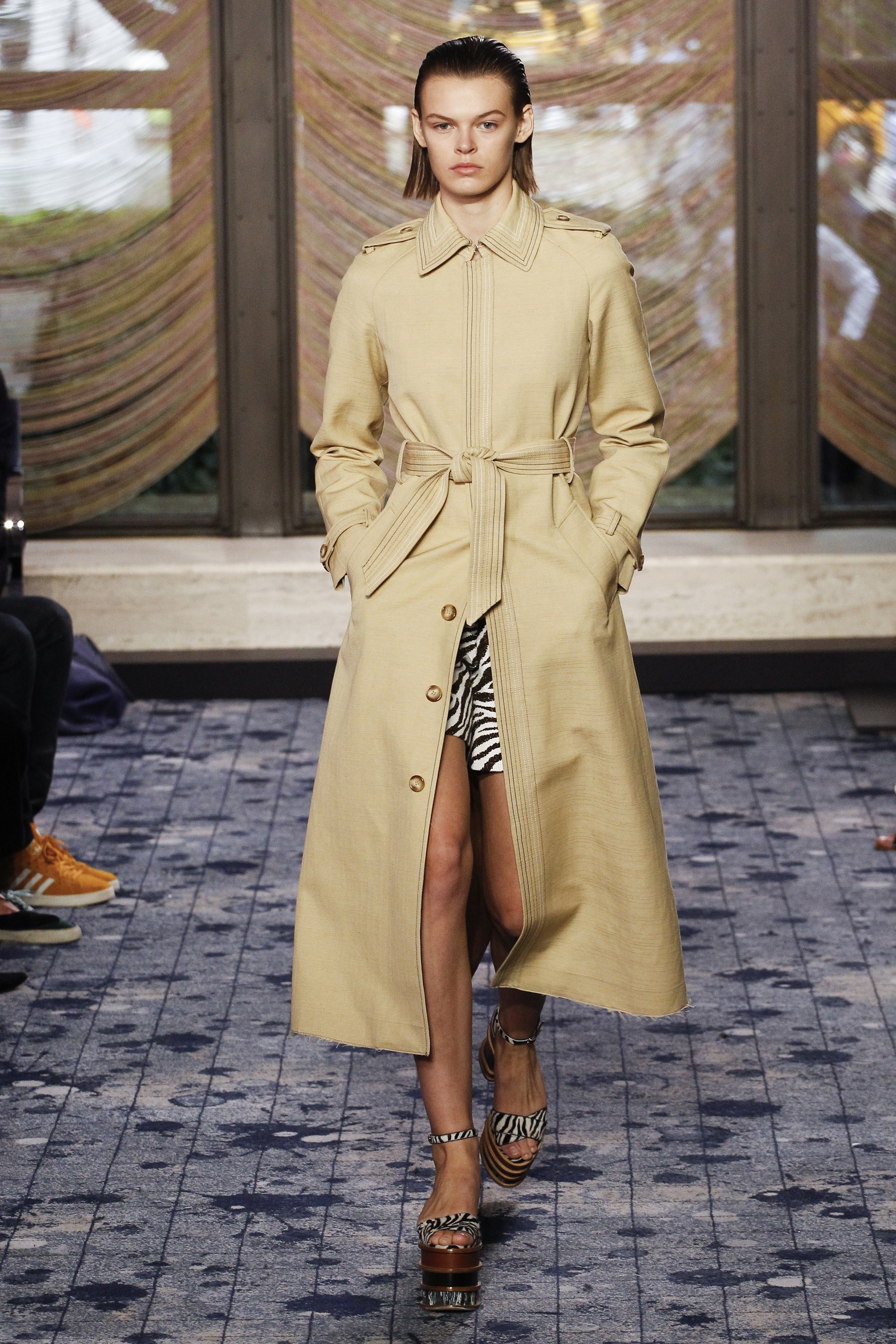 A2F NYFW S/S 2018 Trench Trend Gabriela Hearst