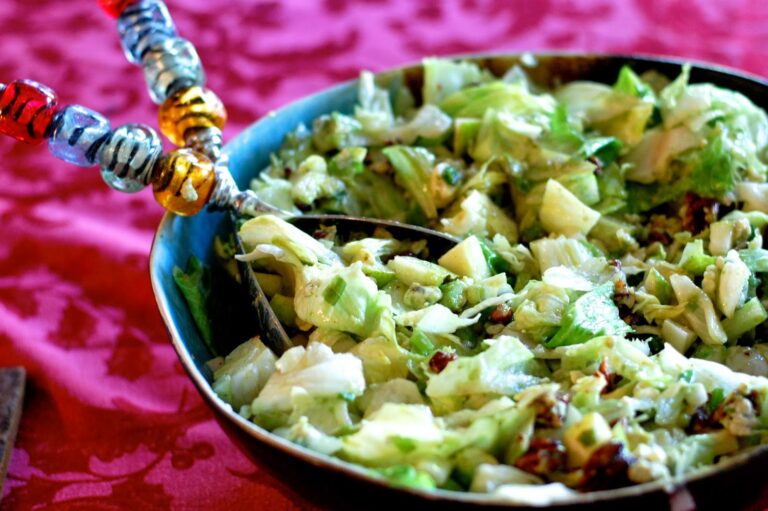 GORGONZOLA PEAR SALAD