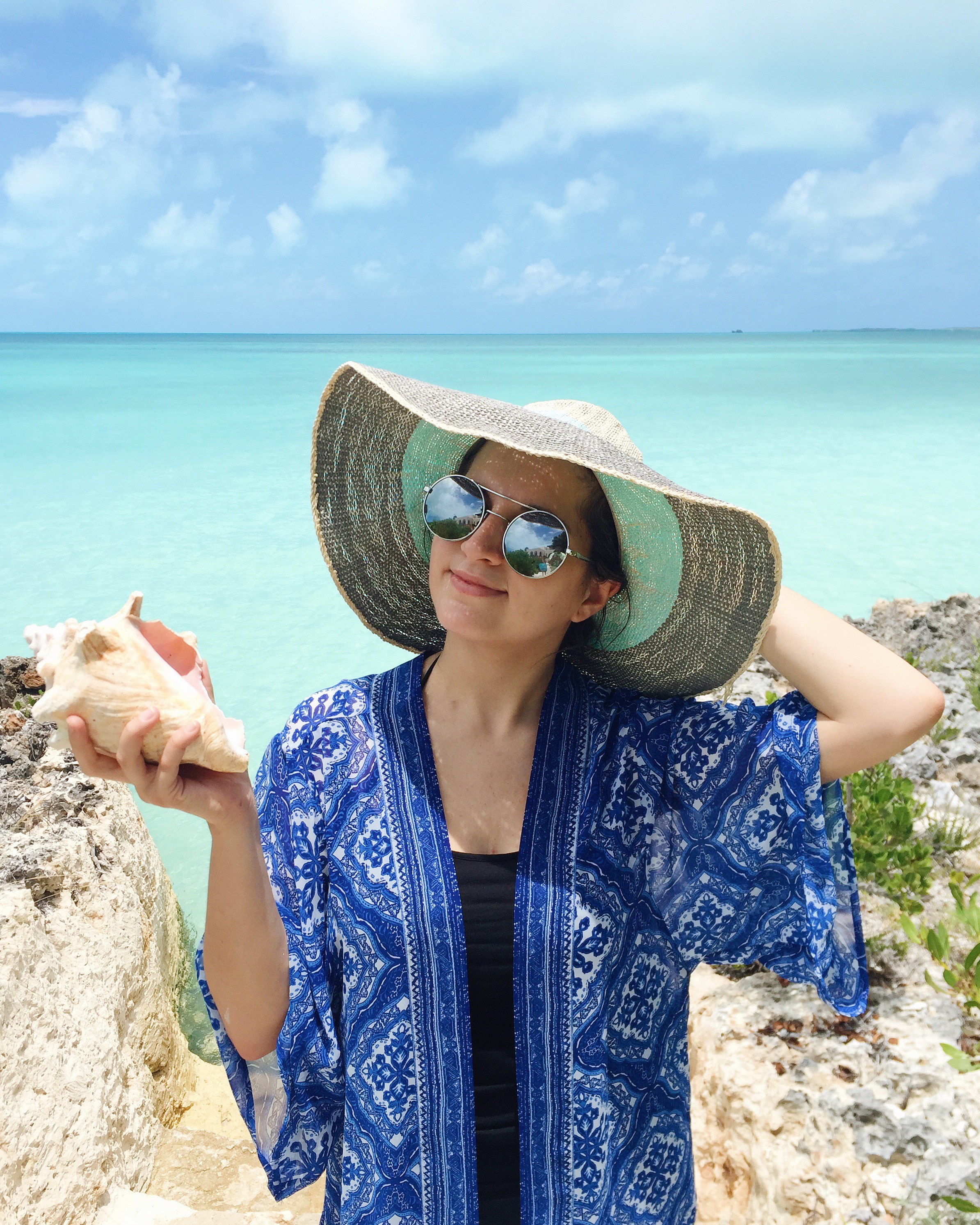 A2F Turks and Caicos Dania and conch shell