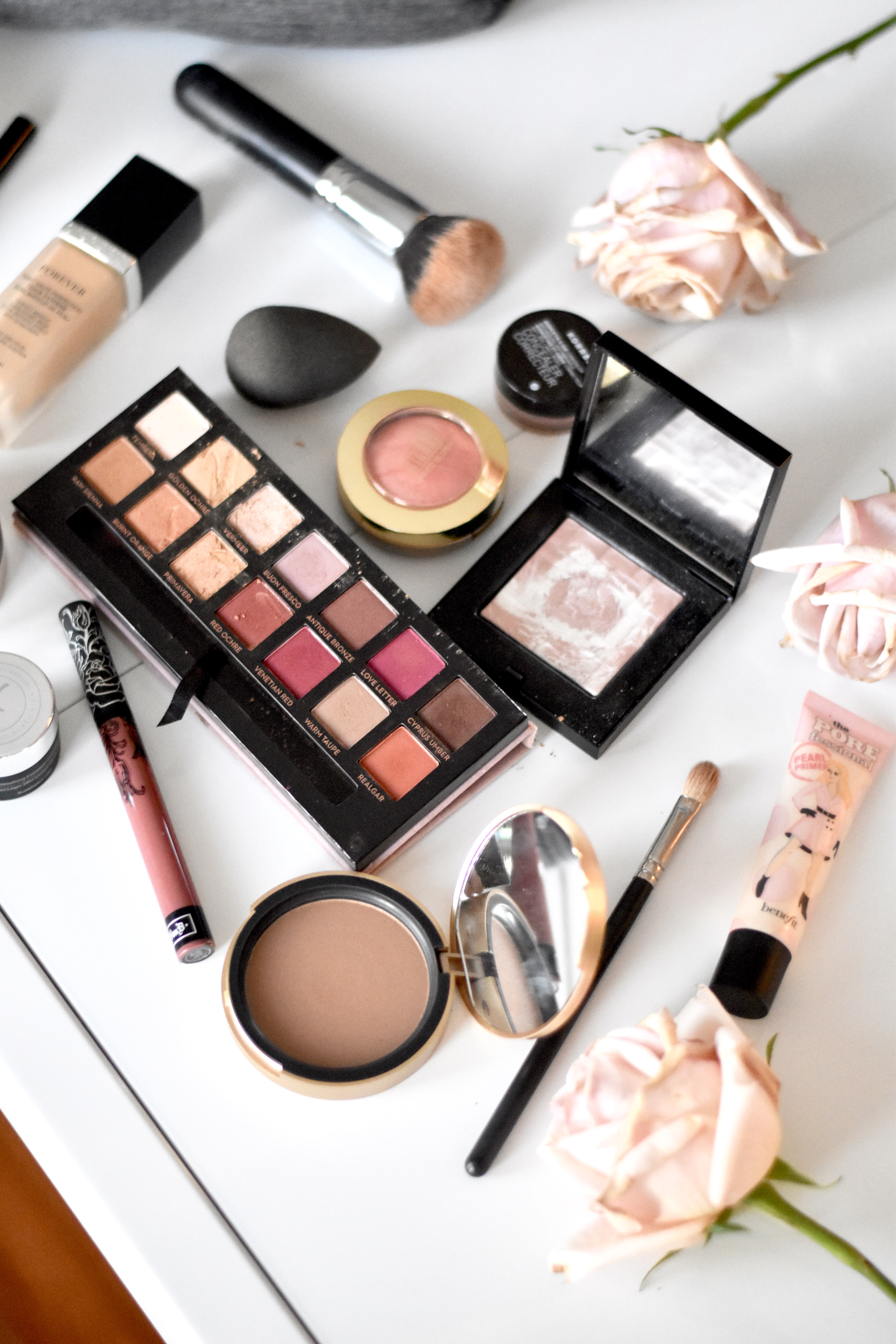 must haves makeup artist